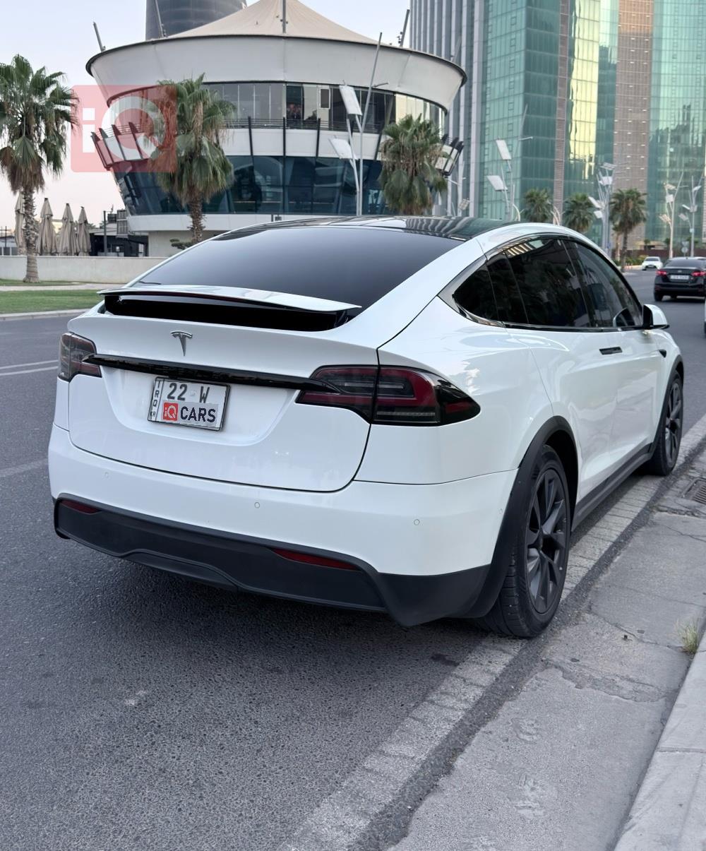 تسلا Model X